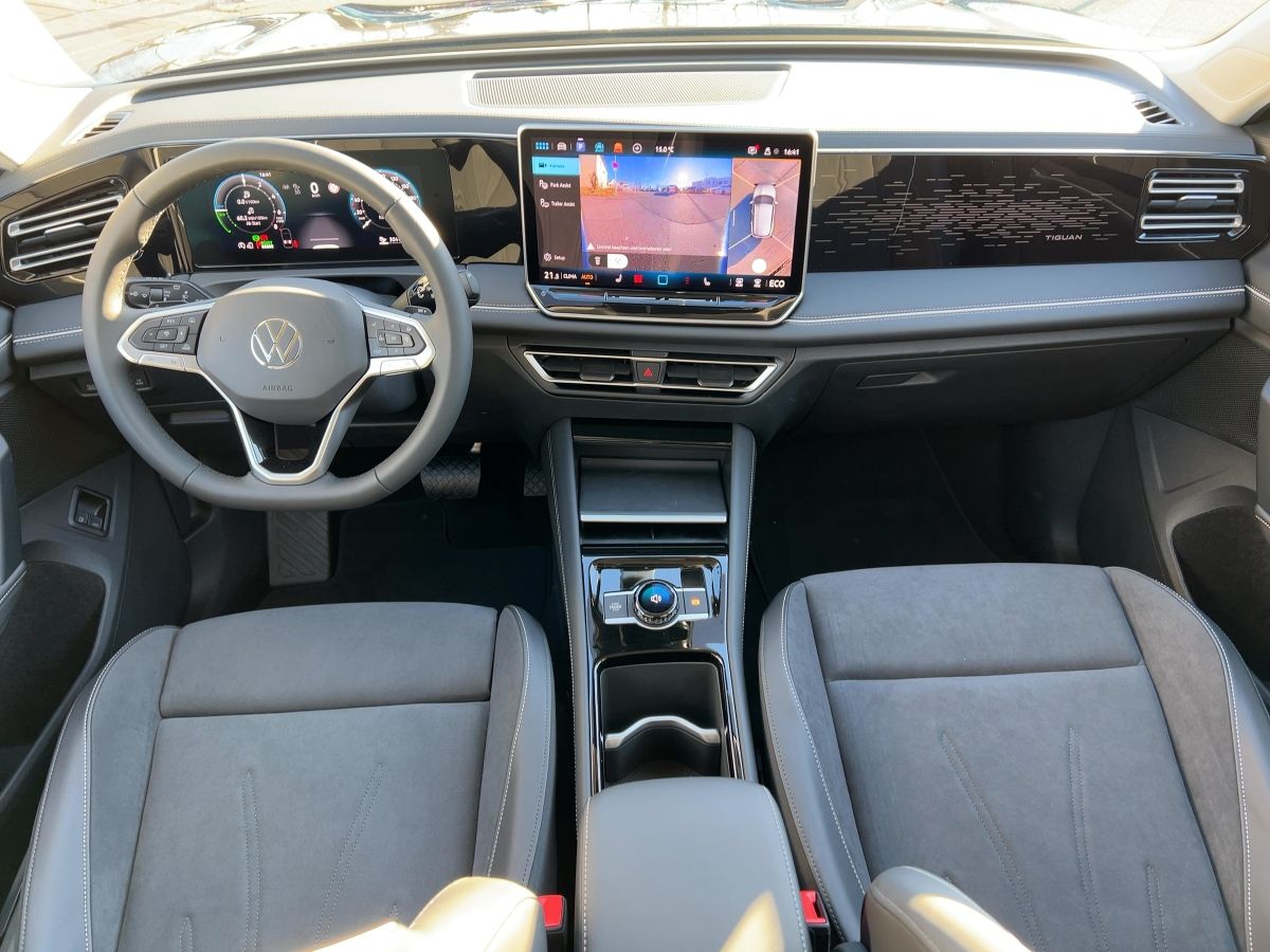 Fahrzeugabbildung Volkswagen Tiguan Elegance eHybrid AHK Navi HD-Matrix 360°