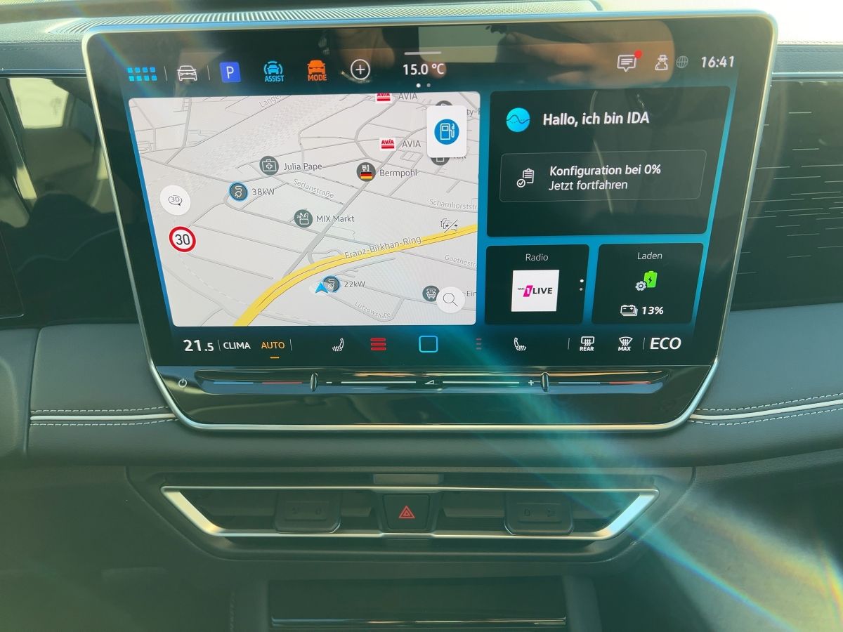 Fahrzeugabbildung Volkswagen Tiguan Elegance eHybrid AHK Navi HD-Matrix 360°