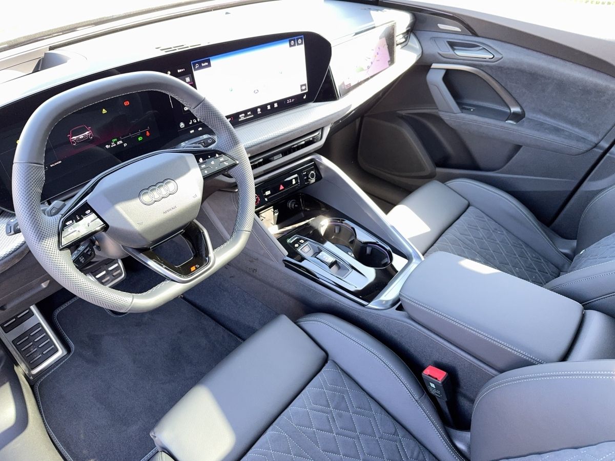 Fahrzeugabbildung Audi Q5 SUV 40TDI quattro S tronic |AHK|Pano|LED