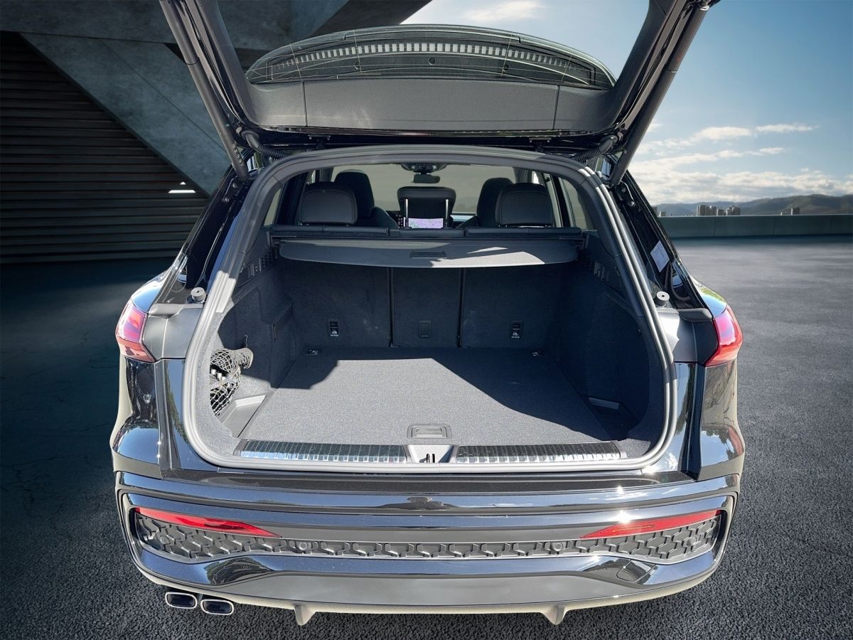Fahrzeugabbildung Audi Q5 SUV 40TDI quattro S tronic |AHK|Pano|LED
