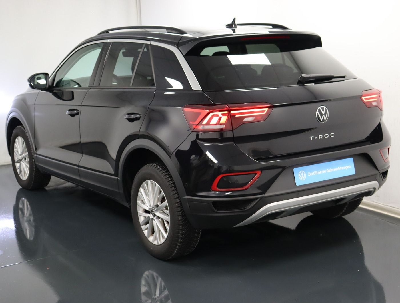 Fahrzeugabbildung Volkswagen T-ROC |VirtualCP|CarPlay|LM|KlimaA|SHZG|LaneAss