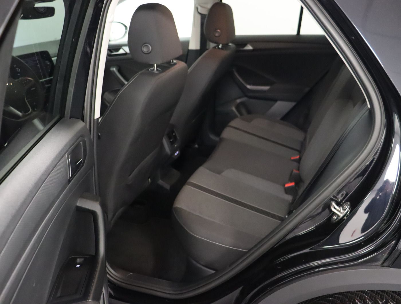 Fahrzeugabbildung Volkswagen T-ROC |VirtualCP|CarPlay|LM|KlimaA|SHZG|LaneAss