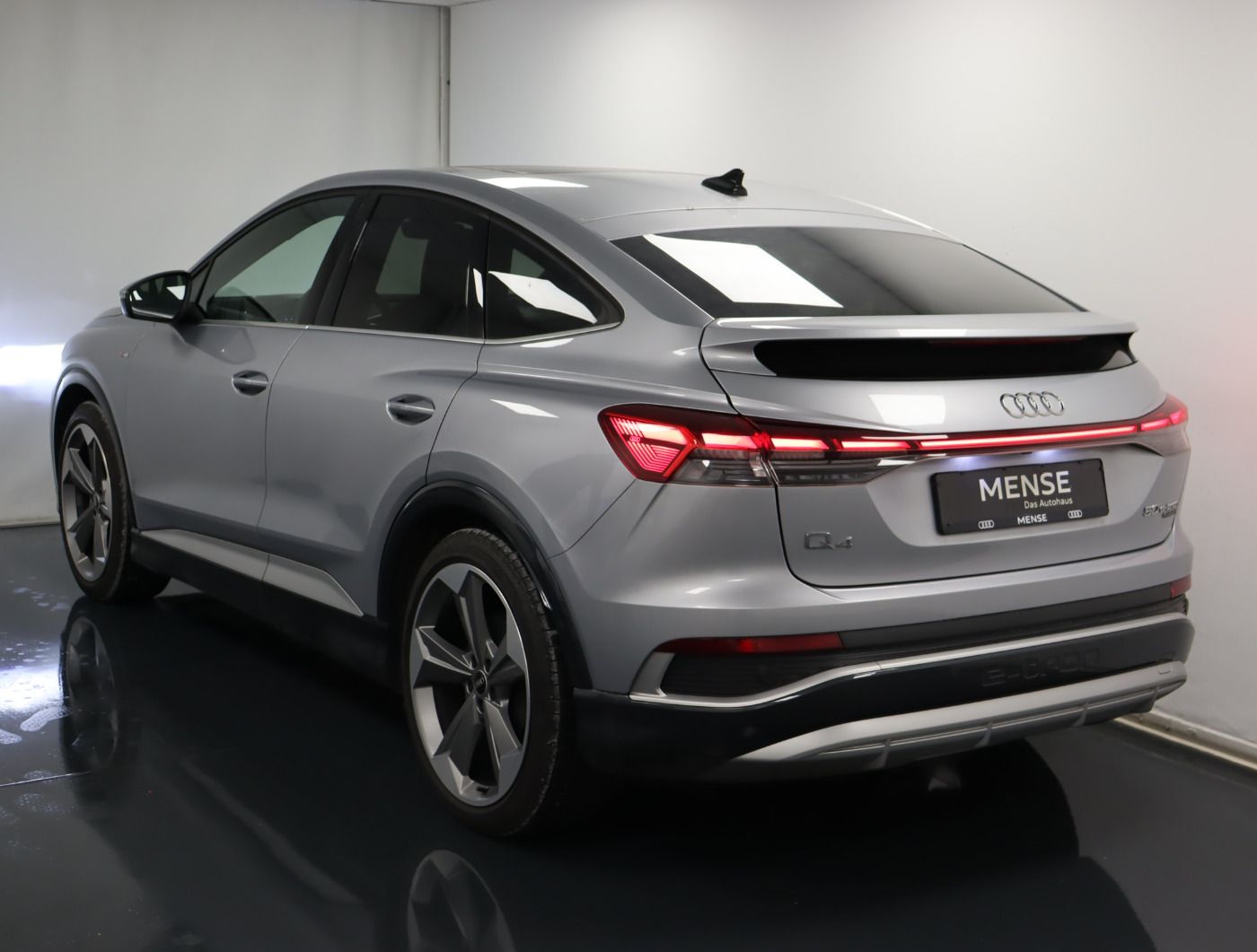 Fahrzeugabbildung Audi Q4 Sportback e-tron 50 quattro S line |Pano|LM