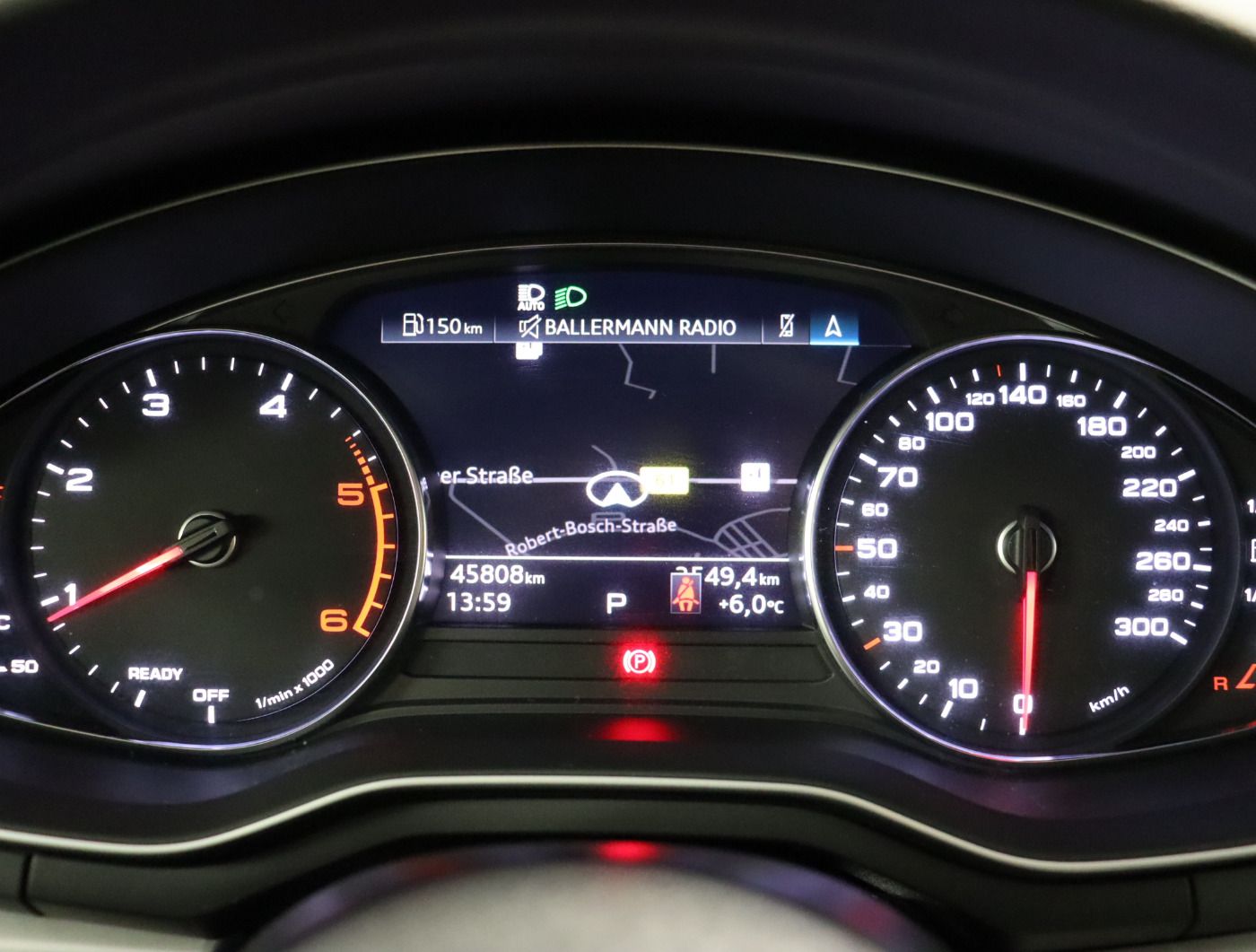 Fahrzeugabbildung Audi A4 Avant 30 TDI S tronic |FLA|AkustikGlas|SHZG