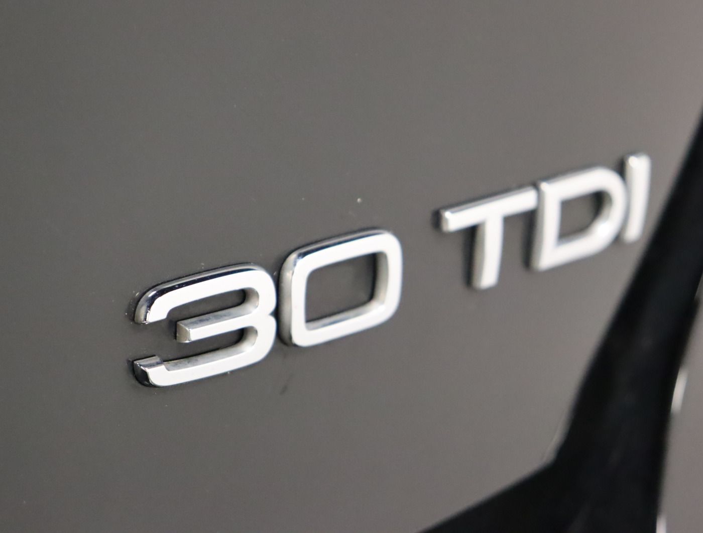 Fahrzeugabbildung Audi A4 Avant 30 TDI S tronic |FLA|AkustikGlas|SHZG
