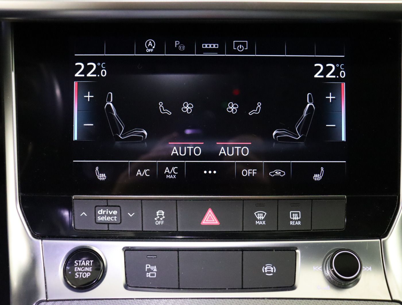 Fahrzeugabbildung Audi A6 Avant 40 TDI quattro S tronic Sport |AHK|ACC