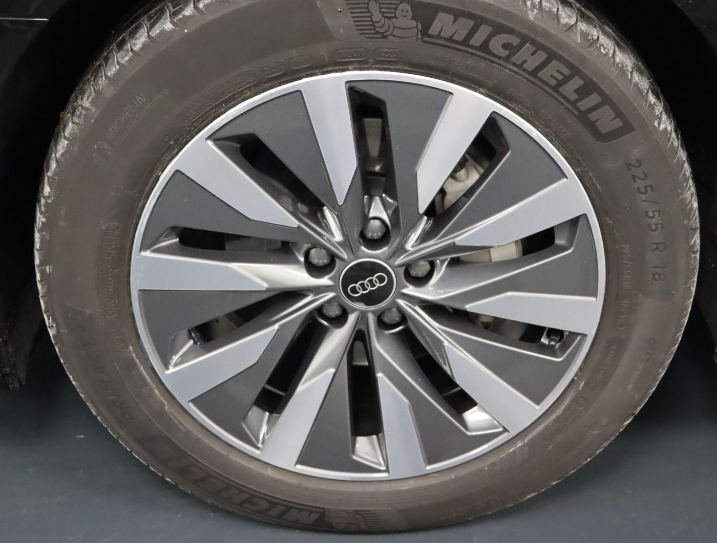 Fahrzeugabbildung Audi A6 Avant 40 TDI quattro S tronic Sport |AHK|ACC