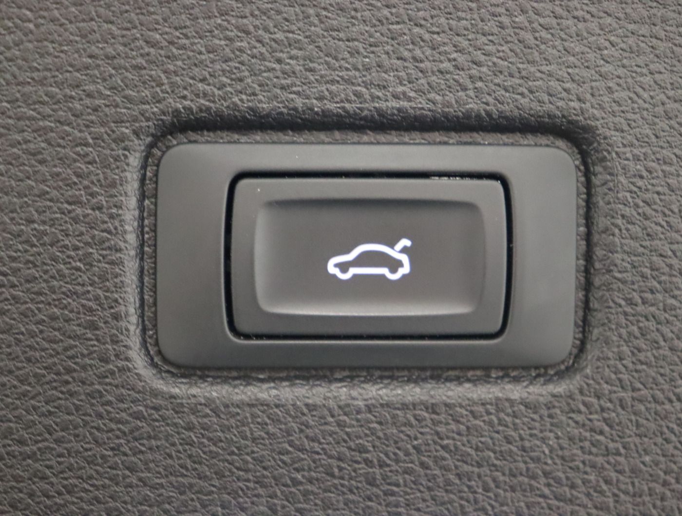 Fahrzeugabbildung Audi Q7 45 TDI quattro tiptronic S line |Matrix|Luft