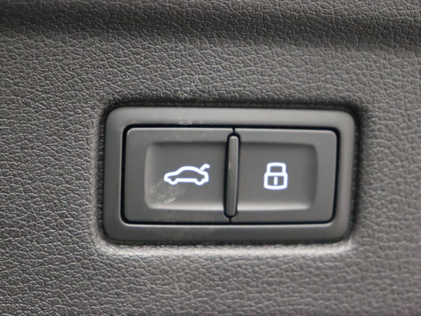 Fahrzeugabbildung Audi A5 Sportback 40 TDI quattro S tronic S line |ACC