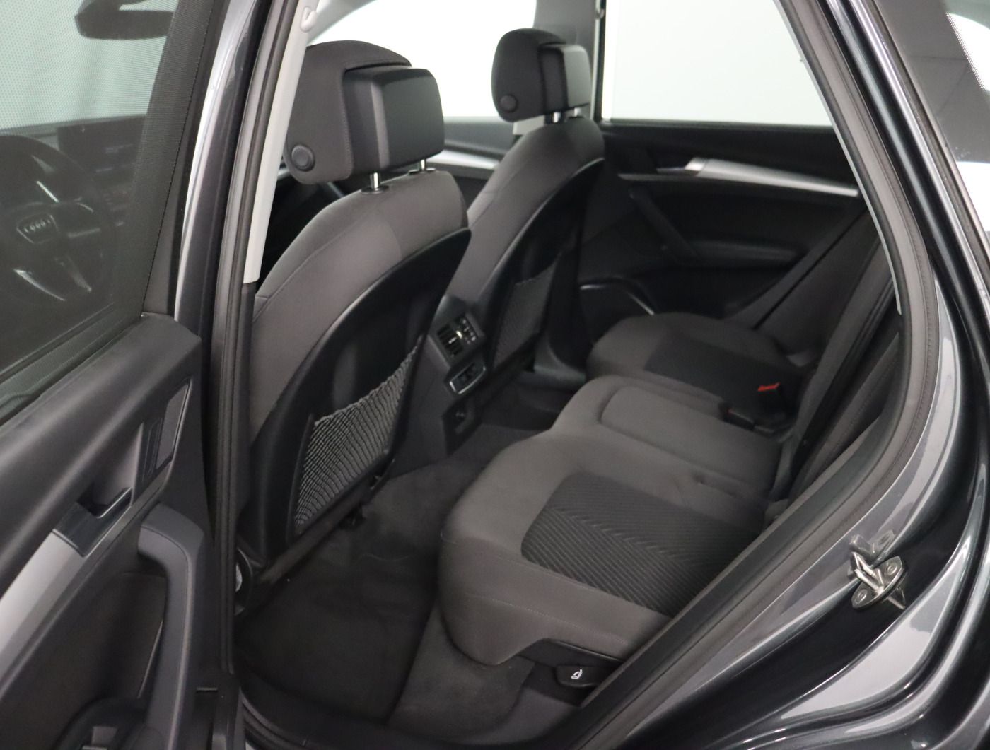 Fahrzeugabbildung Audi Q5 50 TFSI e quattro S tronic S line |FLA|STH|LM
