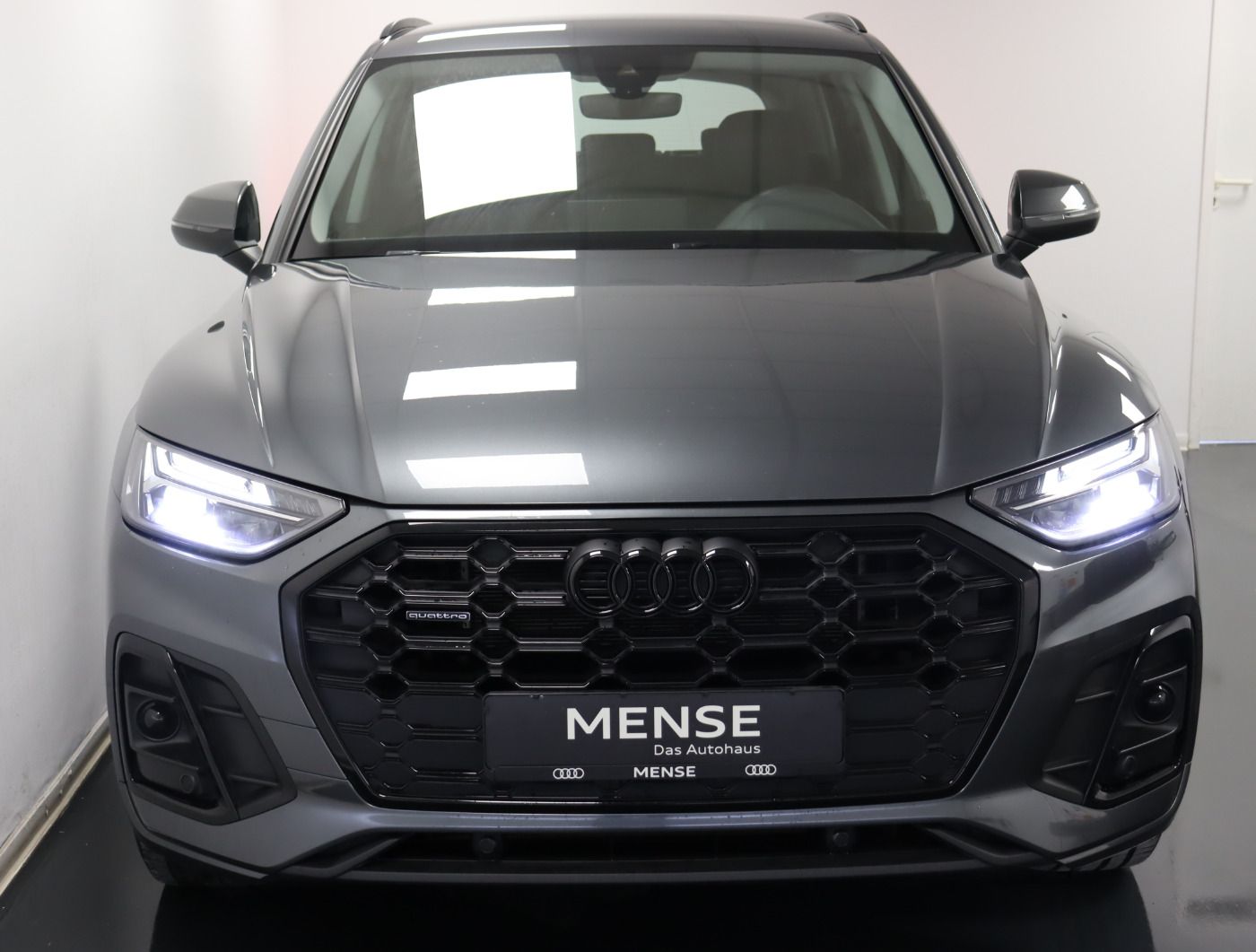 Fahrzeugabbildung Audi Q5 50 TFSI e quattro S tronic S line |FLA|STH|LM