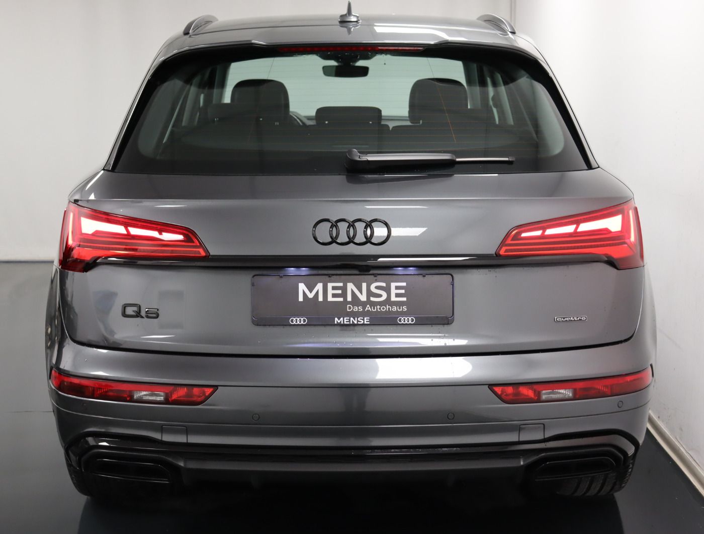 Fahrzeugabbildung Audi Q5 50 TFSI e quattro S tronic S line |FLA|STH|LM