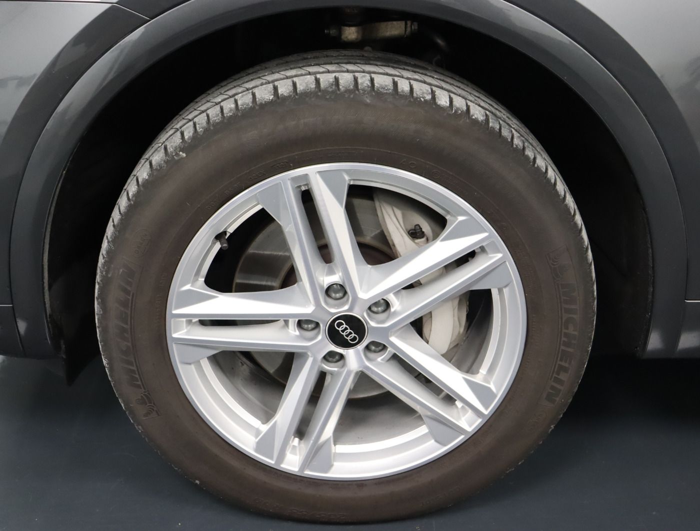 Fahrzeugabbildung Audi Q5 50 TFSI e quattro S tronic S line |FLA|STH|LM