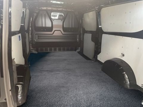 Fahrzeugabbildung Volkswagen NFZ Transporter Kasten Motor: 2.0 l TDI 110 kW G