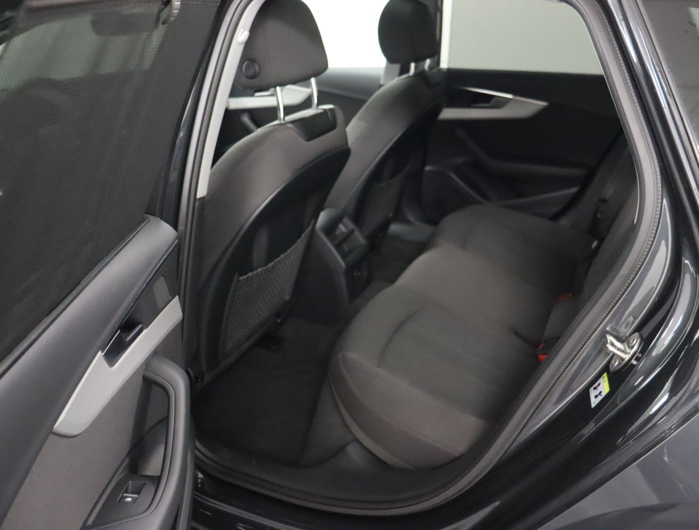 Fahrzeugabbildung Audi A4 Avant 40 TDI S tronic |Pano|FLA|AkustikGlas