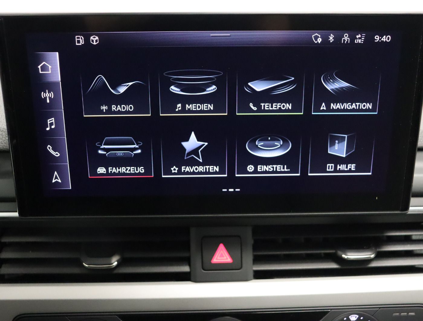 Fahrzeugabbildung Audi A4 Avant 40 TDI S tronic |Pano|FLA|AkustikGlas