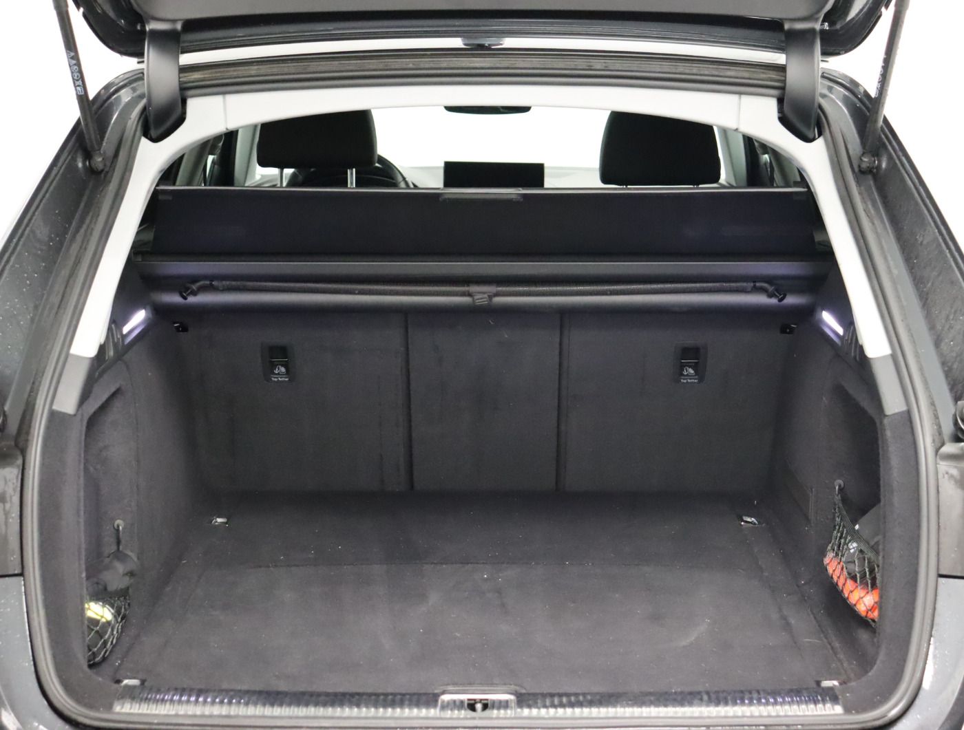 Fahrzeugabbildung Audi A4 Avant 40 TDI S tronic |Pano|FLA|AkustikGlas