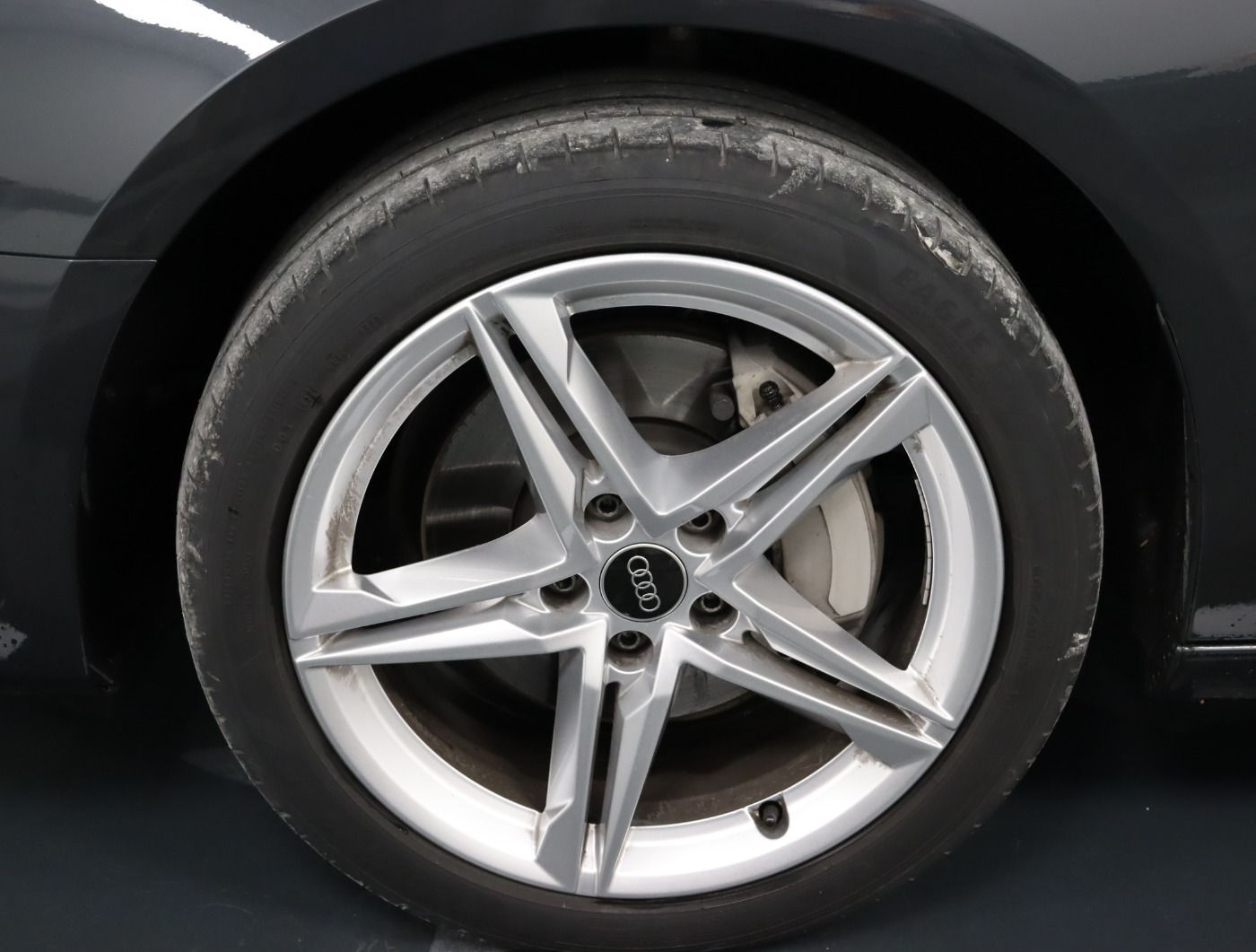 Fahrzeugabbildung Audi A4 Avant 40 TDI S tronic |Pano|FLA|AkustikGlas