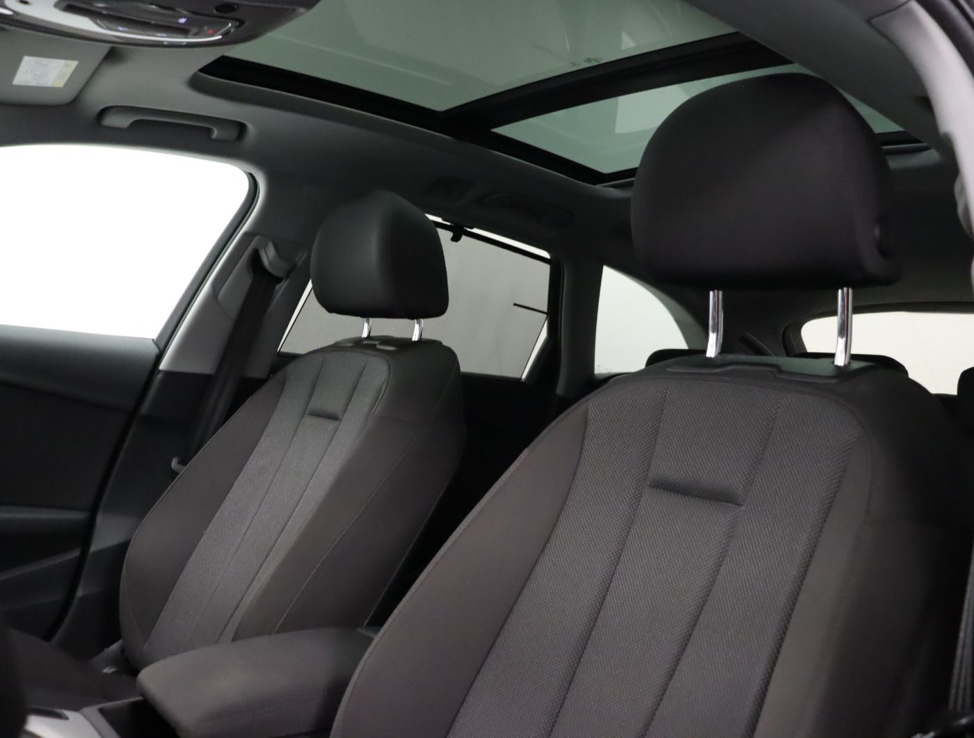 Fahrzeugabbildung Audi A4 Avant 40 TDI S tronic |Pano|FLA|AkustikGlas