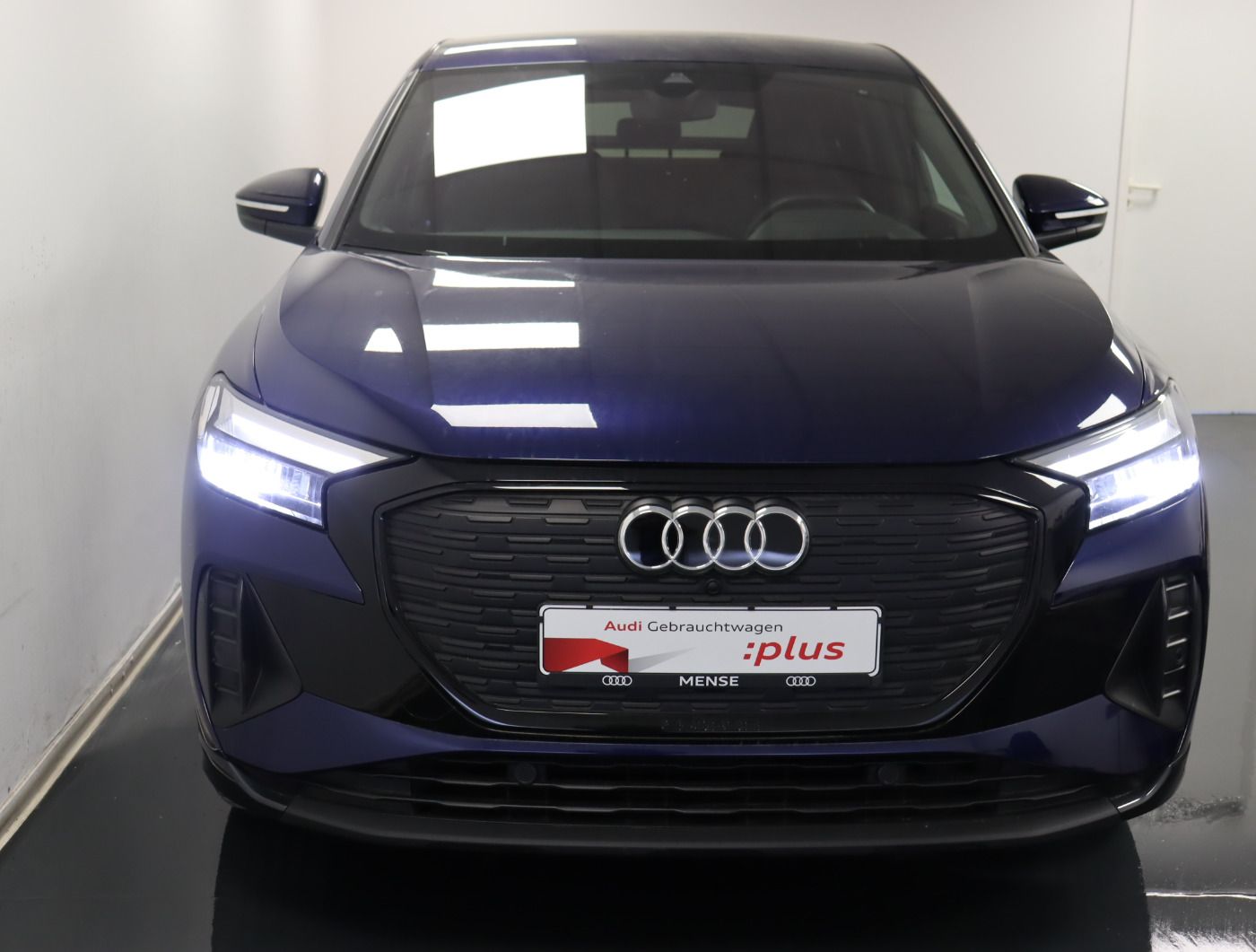Fahrzeugabbildung Audi Q4 Sportback e-tron 45 quattro advanced |FLA|STH