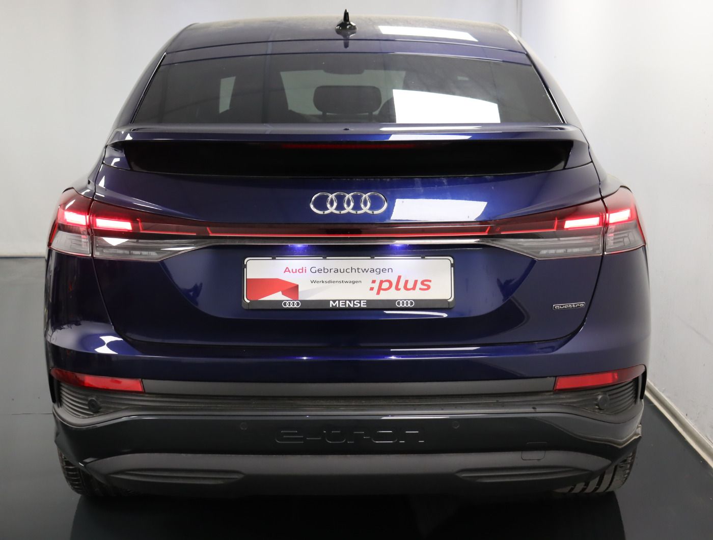 Fahrzeugabbildung Audi Q4 Sportback e-tron 45 quattro advanced |FLA|STH