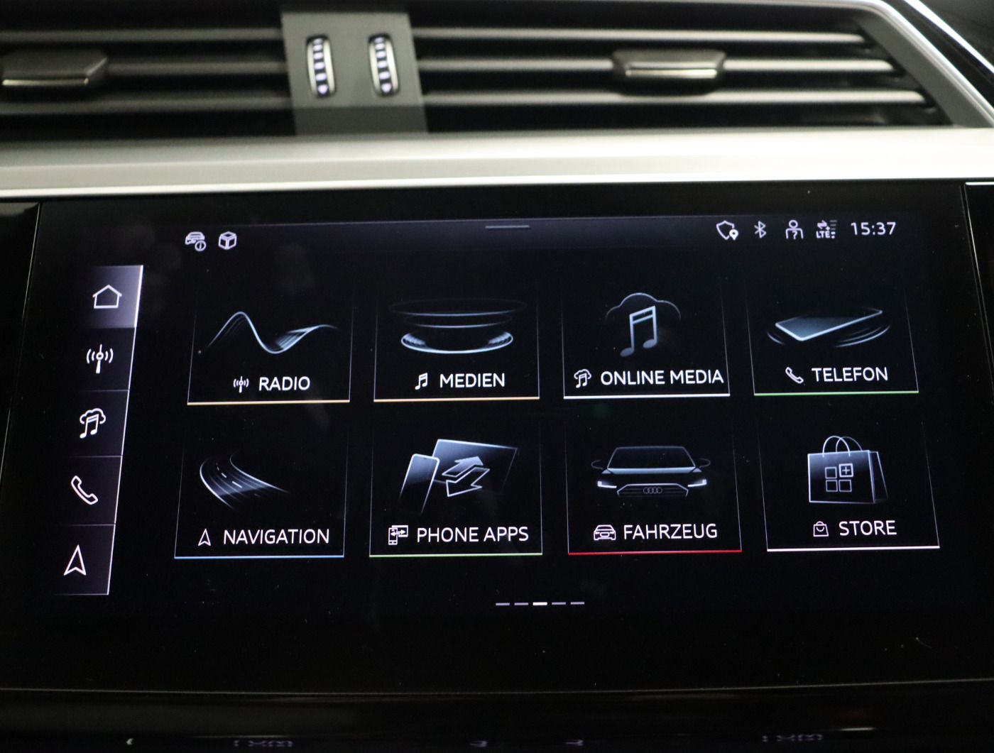 Fahrzeugabbildung Audi Q8 e-tron 55 quattro advanced |Luft|LED|ACC|HUD