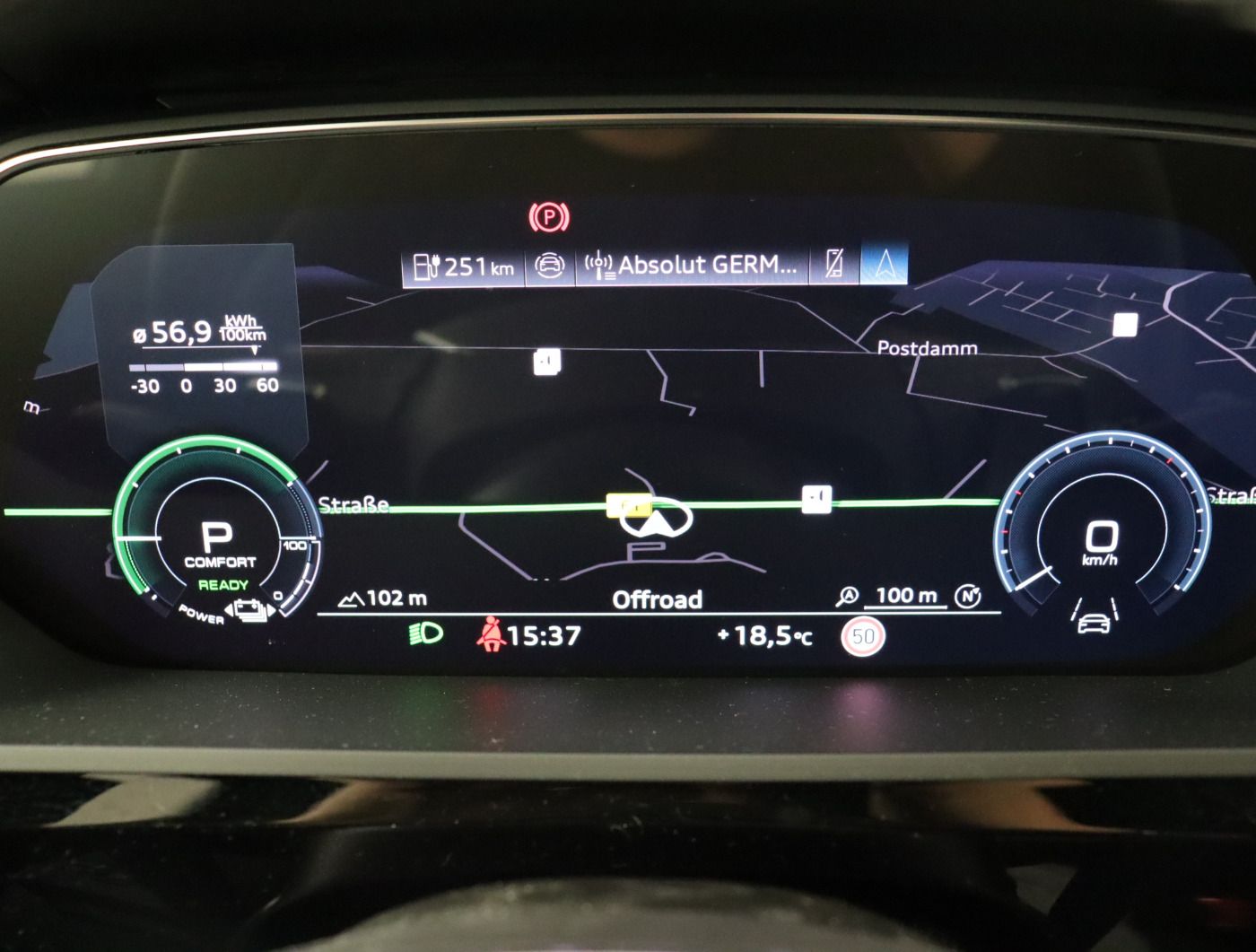 Fahrzeugabbildung Audi Q8 e-tron 55 quattro advanced |Luft|LED|ACC|HUD