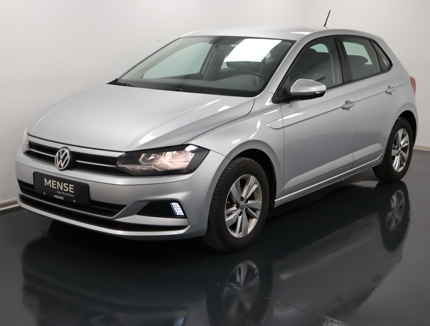 Fahrzeugabbildung Volkswagen Polo 1.0 TSI Comfortline |CarPlay|LM