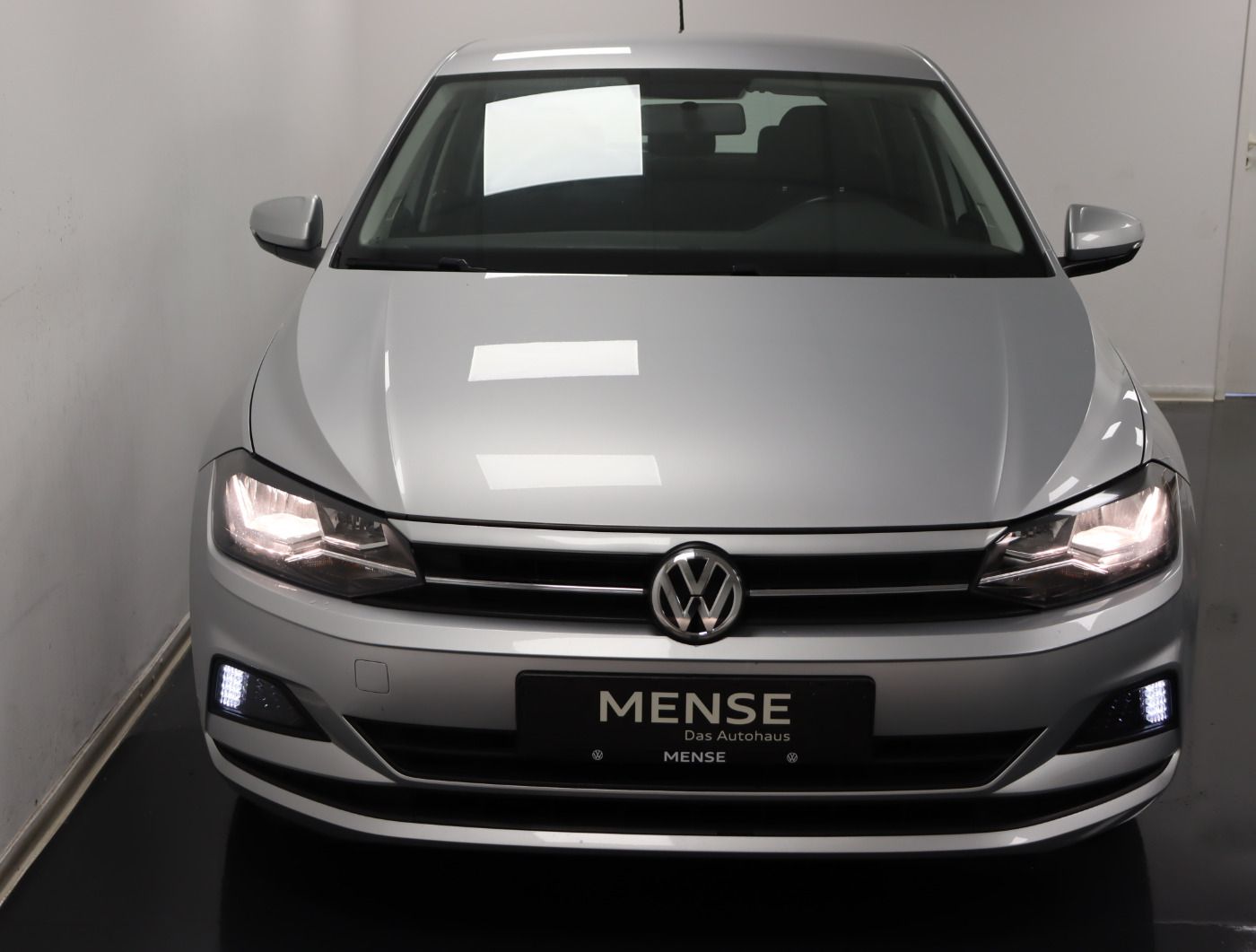 Fahrzeugabbildung Volkswagen Polo 1.0 TSI Comfortline |CarPlay|LM
