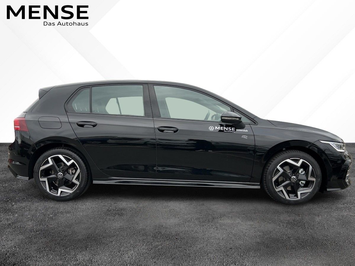 Fahrzeugabbildung Volkswagen Golf 1.5 eTSI DSG R-Line Navi HUD SideAssist ACC