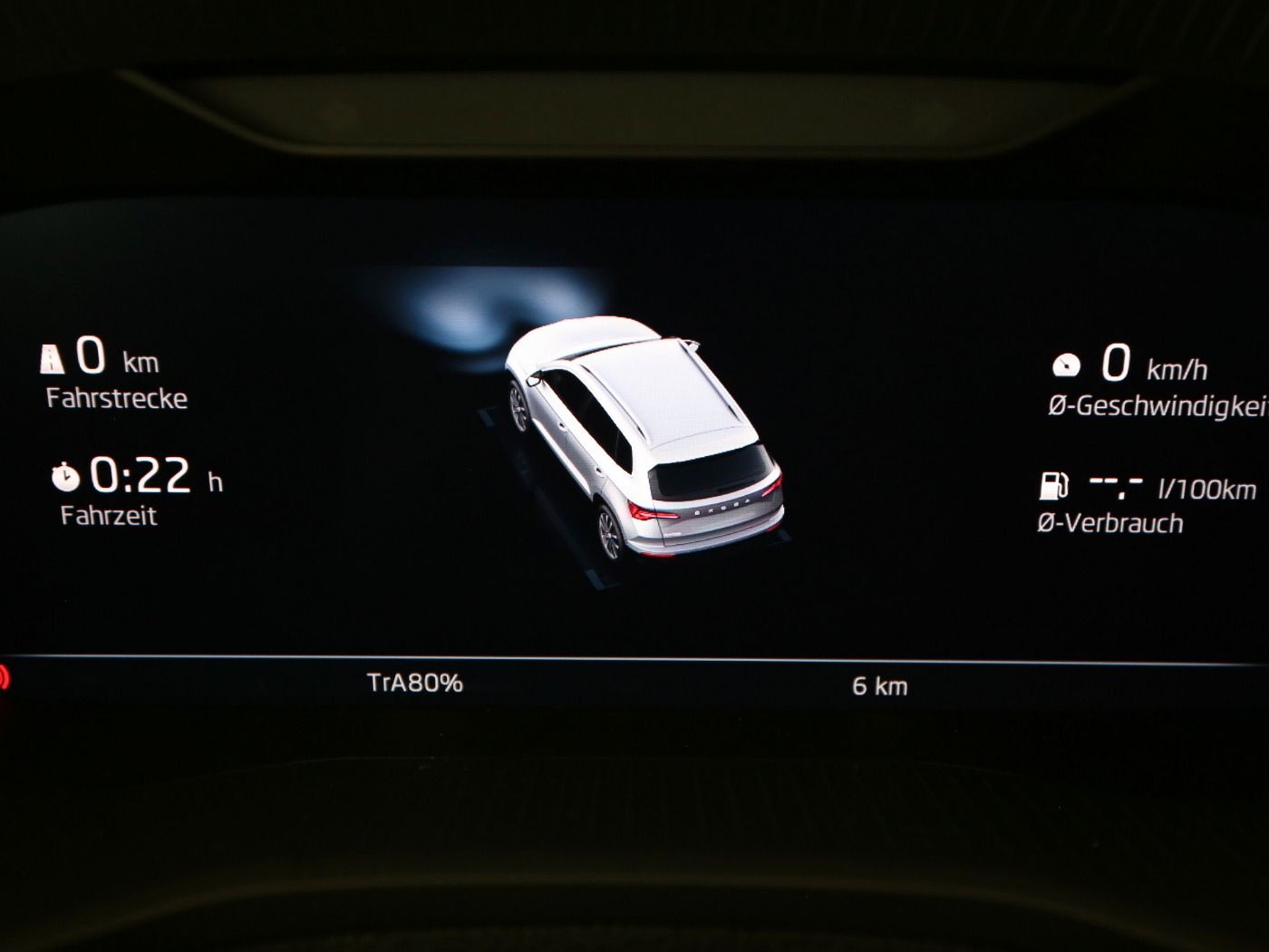 Fahrzeugabbildung SKODA Karoq Karoq Tour 1.5l TSI 110 kW 7-Gang-DSG AHK| - mit KI generiert/bearbeitet