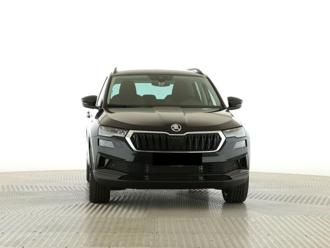 Fahrzeugabbildung SKODA Karoq Karoq Tour 1.5l TSI 110 kW 7-Gang-DSG AHK| - mit KI generiert/bearbeitet