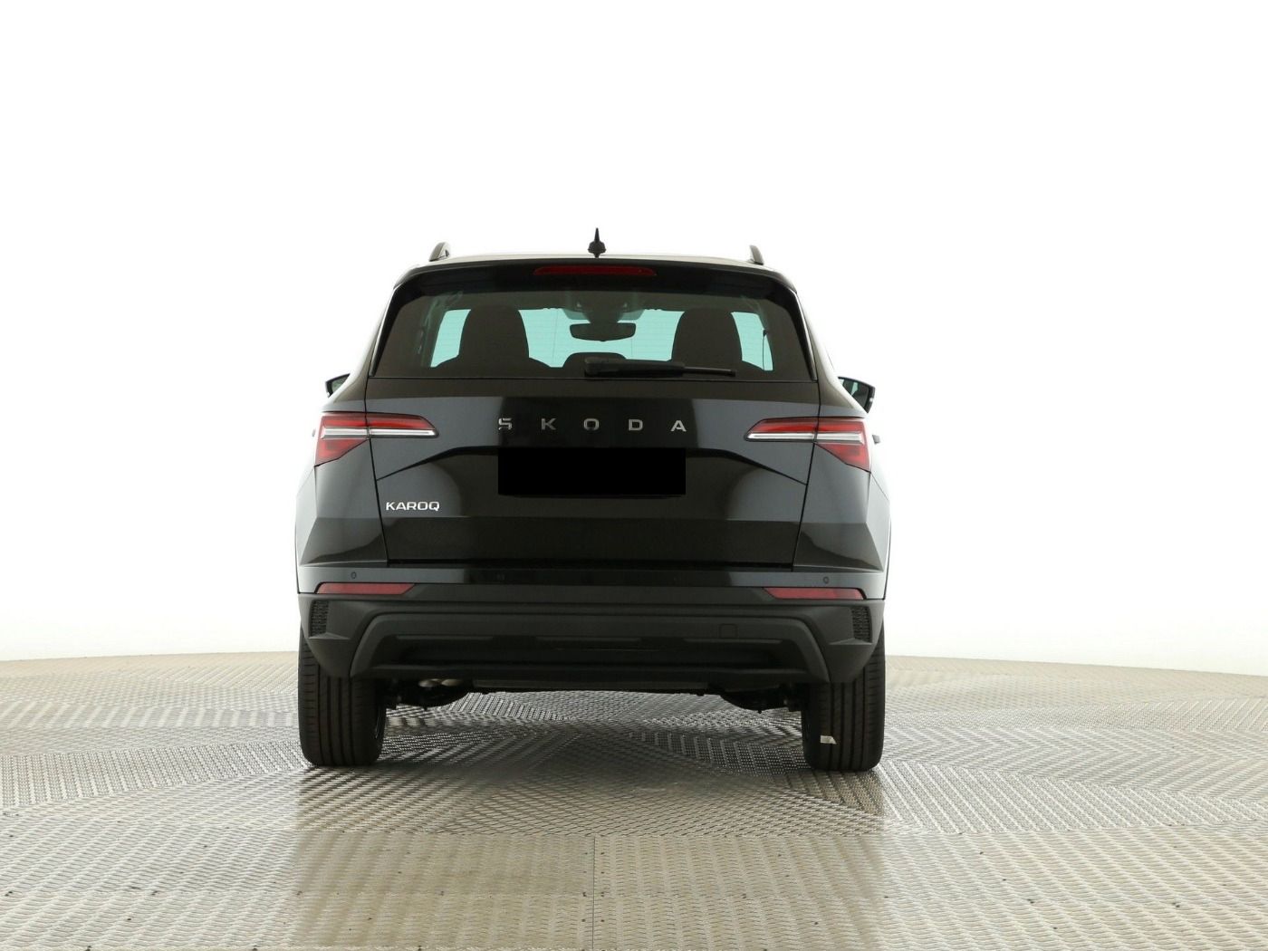 Fahrzeugabbildung SKODA Karoq Karoq Tour 1.5l TSI 110 kW 7-Gang-DSG AHK| - mit KI generiert/bearbeitet