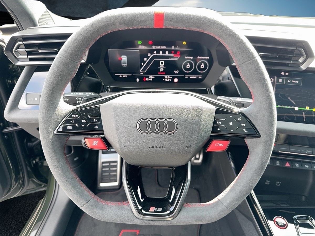 Fahrzeugabbildung Audi RS3 Limousine |ACC|HUD|Pano