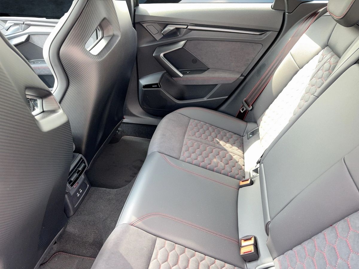 Fahrzeugabbildung Audi RS3 Limousine |ACC|HUD|Pano
