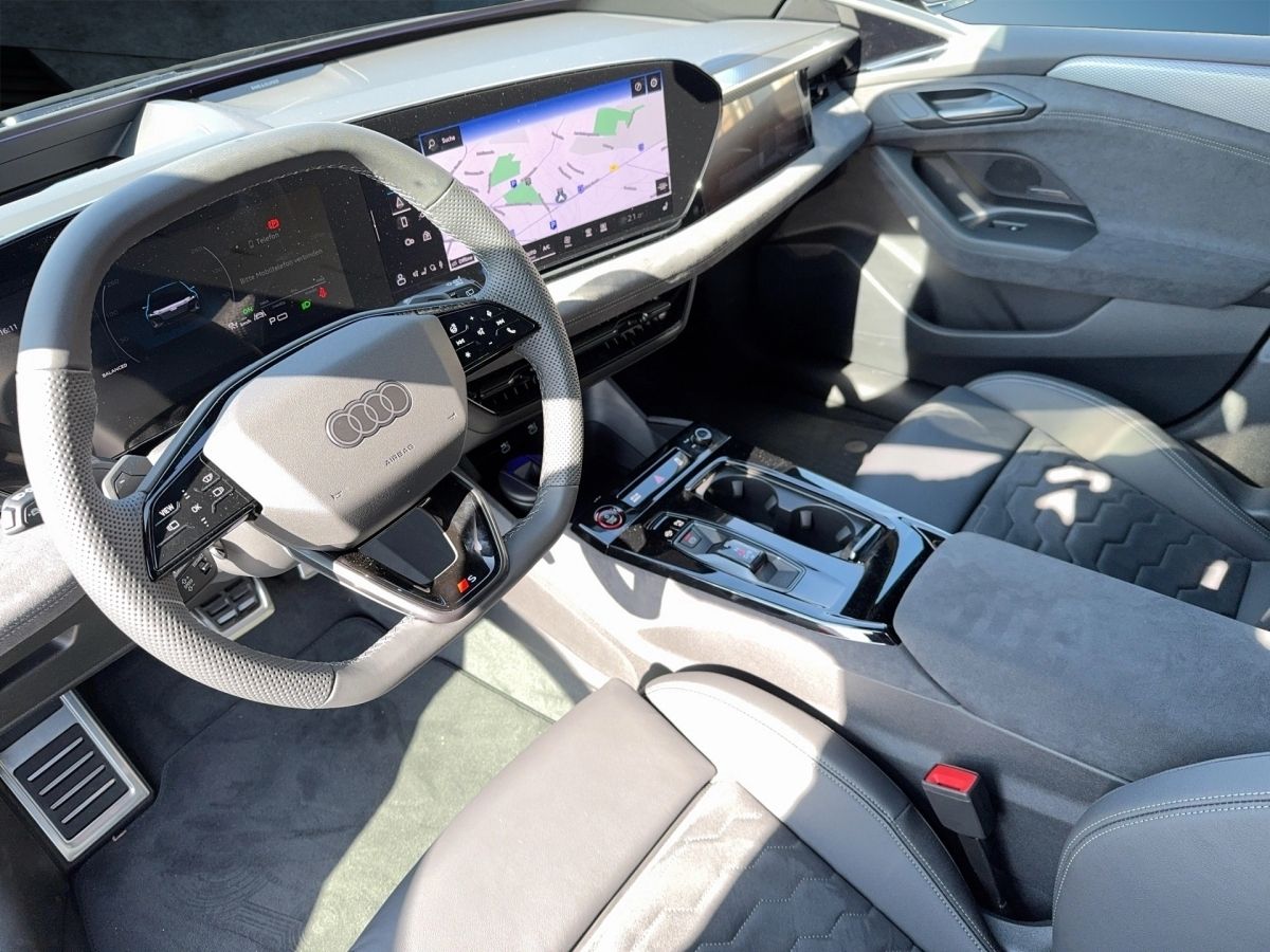 Fahrzeugabbildung Audi A6 Avant e-tron quattro 315 kW |Luft|AHK|LED|ACC