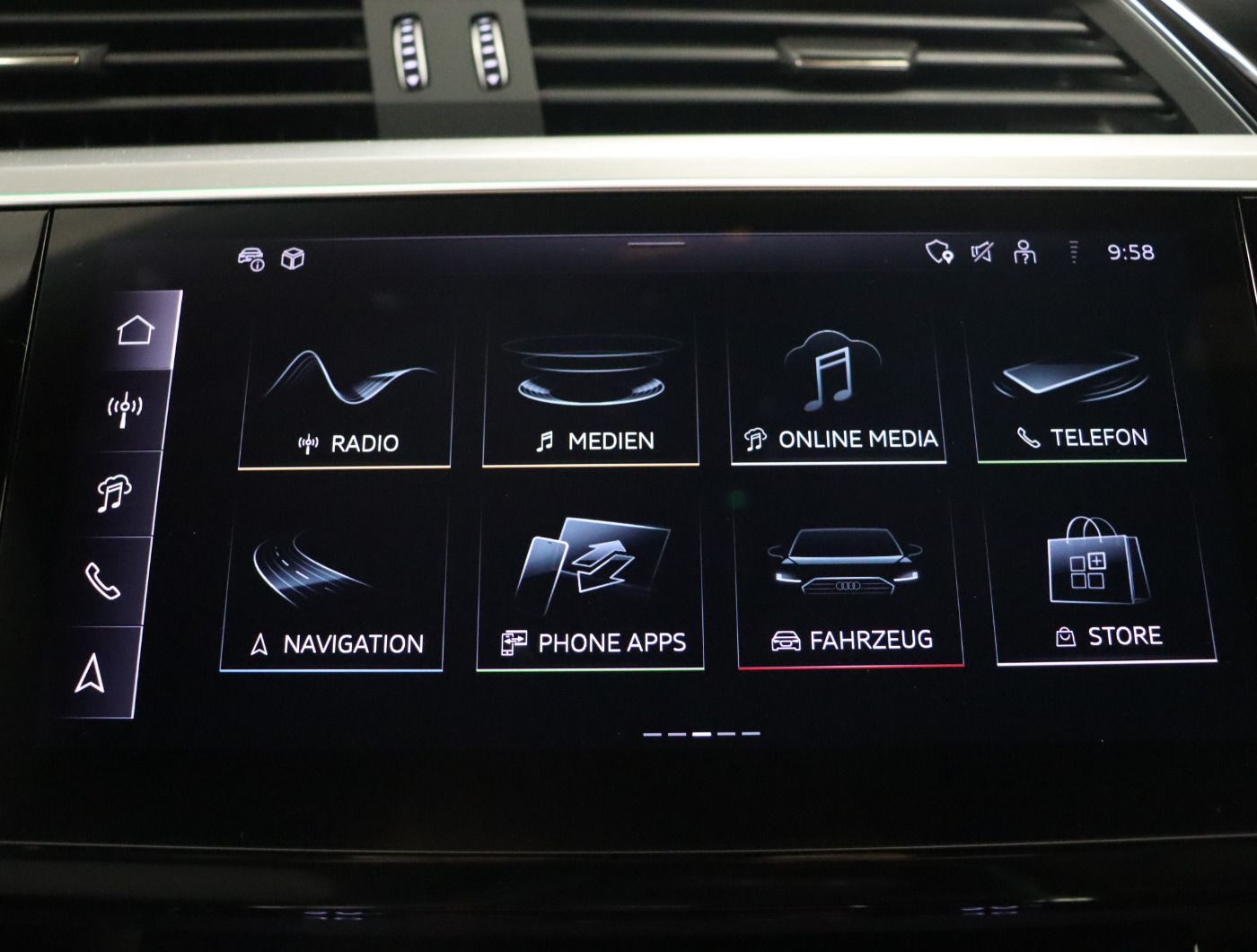 Fahrzeugabbildung Audi Q8 e-tron Sportback 55 quattro advanced |Luft