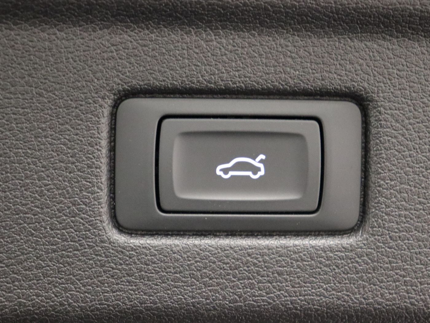 Fahrzeugabbildung Audi A5 Sportback 40 g-tron S tronic S line |CarPlay