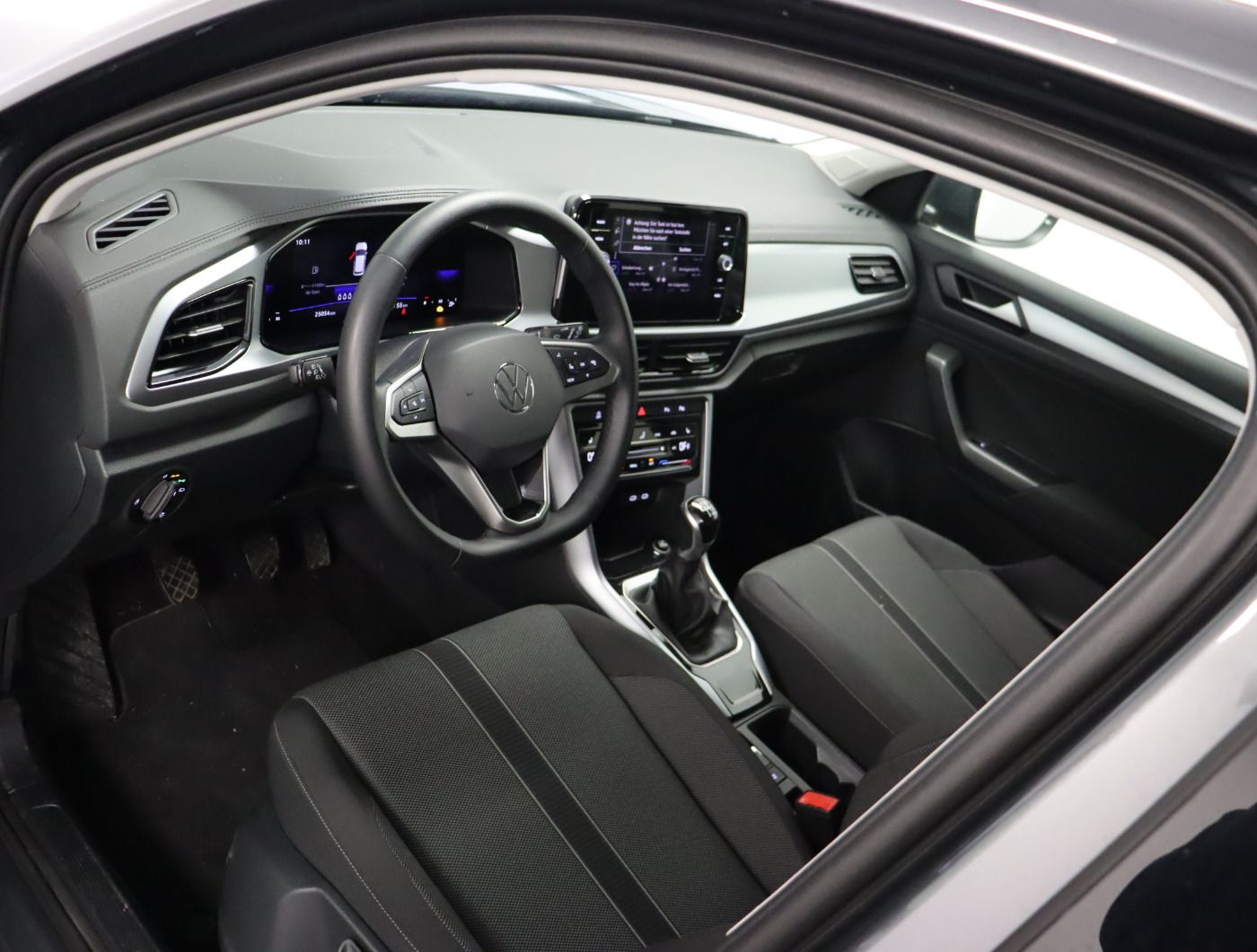 Fahrzeugabbildung Volkswagen T-Roc 1.0 TSI LIFE |VirtualCP|CarPlay|LM|KlimaA