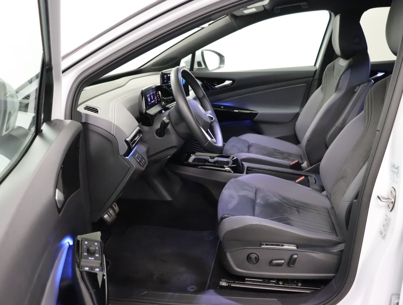 Fahrzeugabbildung Volkswagen ID.4 Pro Performance |AHK|Massage|WPumpe|CarPlay