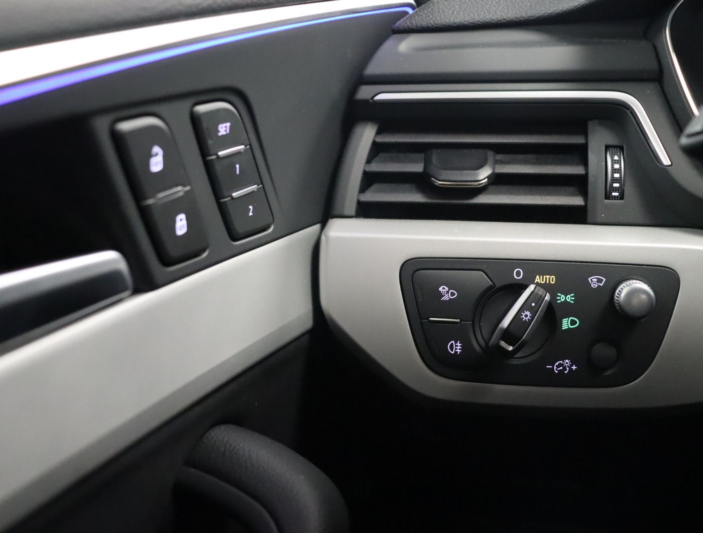 Fahrzeugabbildung Audi A5 Cabriolet 40 TDI quattro S tronic S line |ACC