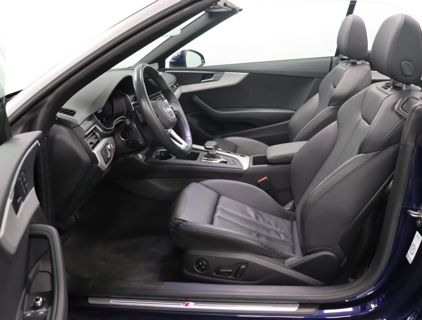 Fahrzeugabbildung Audi A5 Cabriolet 40 TDI quattro S tronic S line |ACC