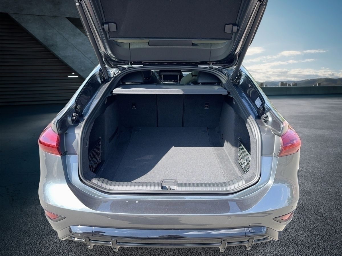 Fahrzeugabbildung Audi A6 e-tron Sportback edition one grey AHK|TechPro