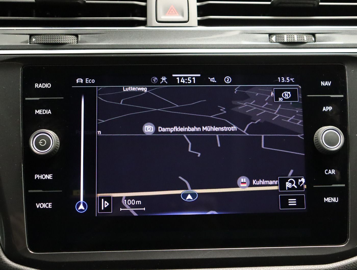 Fahrzeugabbildung Volkswagen Tiguan Allspace 2.0 TDI 4M DSG Highline Navi AHK