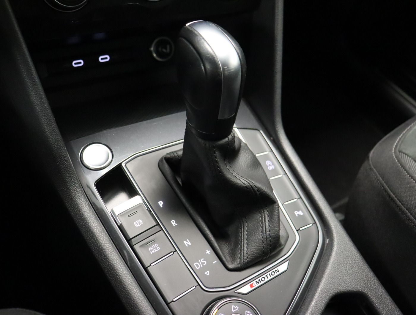 Fahrzeugabbildung Volkswagen Tiguan Allspace 2.0 TDI 4M DSG Highline Navi AHK
