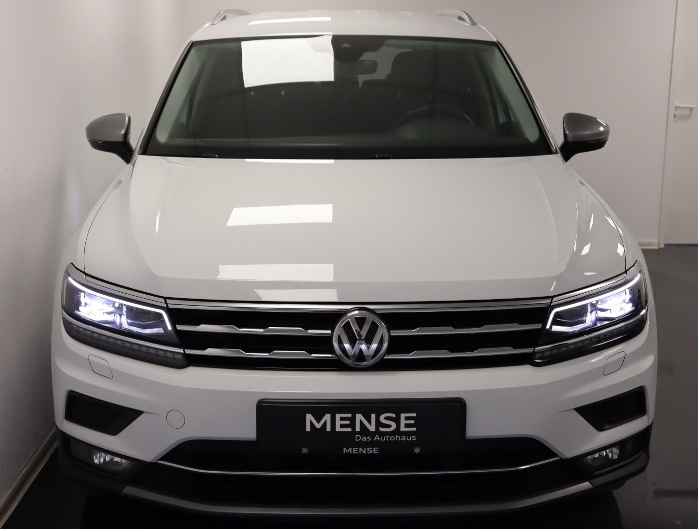 Fahrzeugabbildung Volkswagen Tiguan Allspace 2.0 TDI 4M DSG Highline Navi AHK