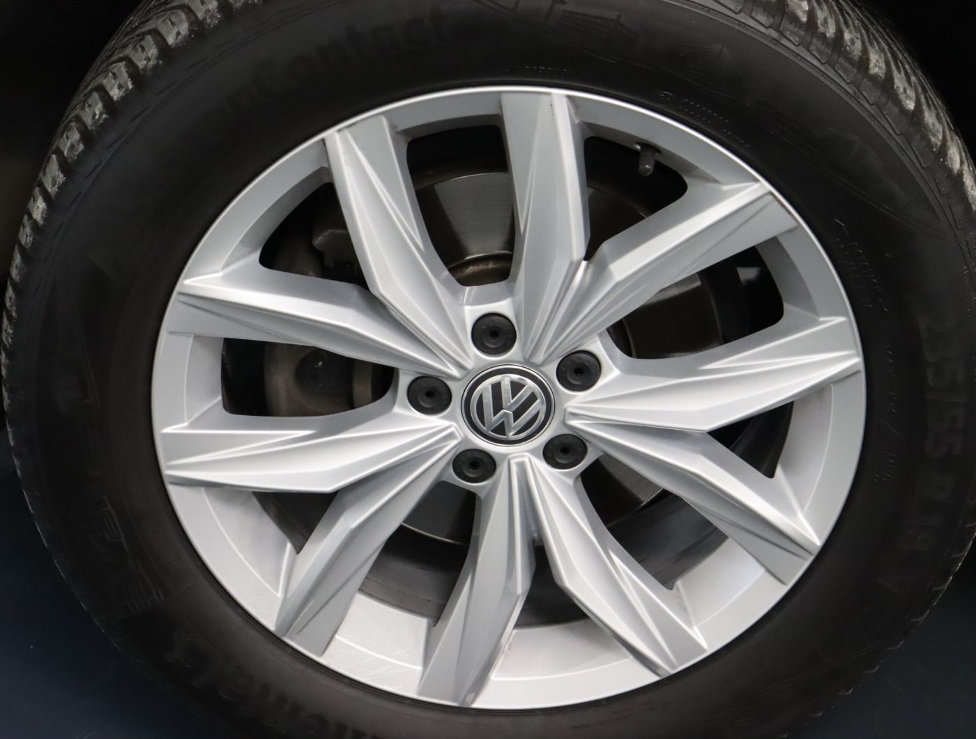 Fahrzeugabbildung Volkswagen Tiguan Allspace 2.0 TDI 4M DSG Highline Navi AHK