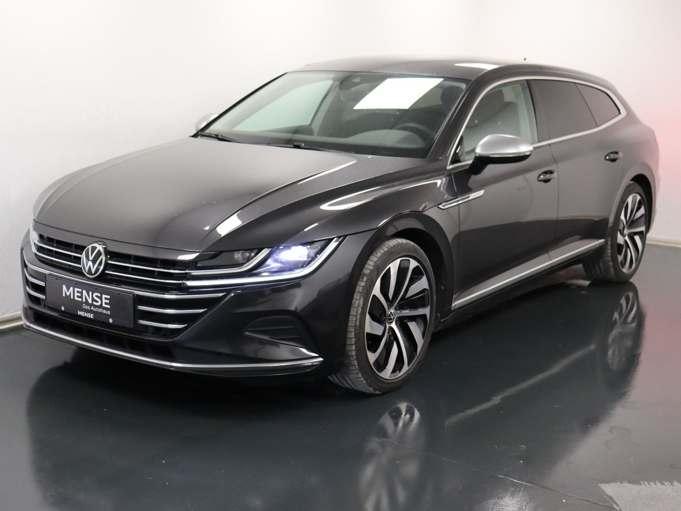 Fahrzeugabbildung Volkswagen Arteon Shootingbrake 2.0 TDI DSG 4Motion |AHK|LM