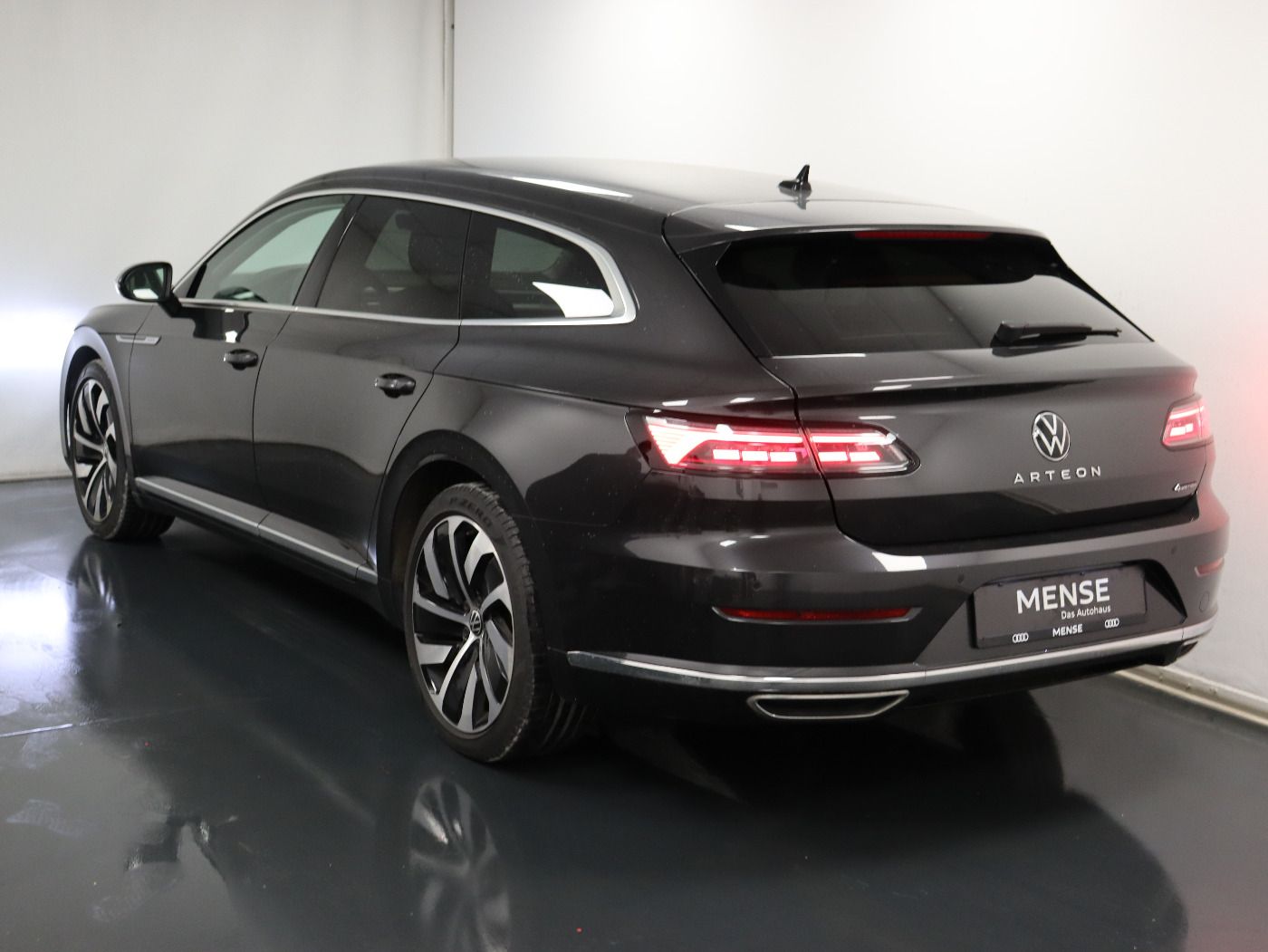 Fahrzeugabbildung Volkswagen Arteon Shootingbrake 2.0 TDI DSG 4Motion |AHK|LM