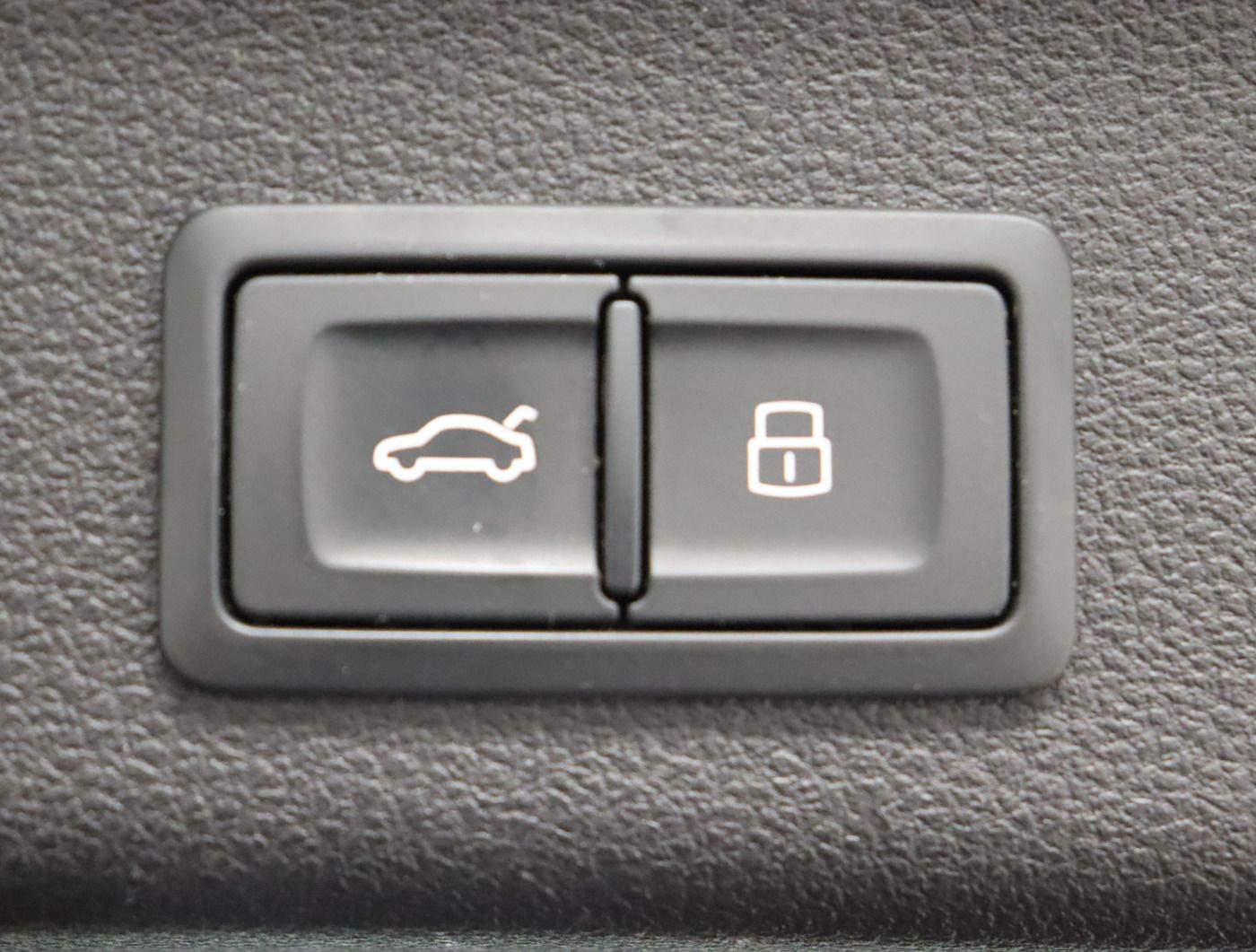 Fahrzeugabbildung Audi A6 allroad 45 TDI Quattro S tronic |AHK|Matrix